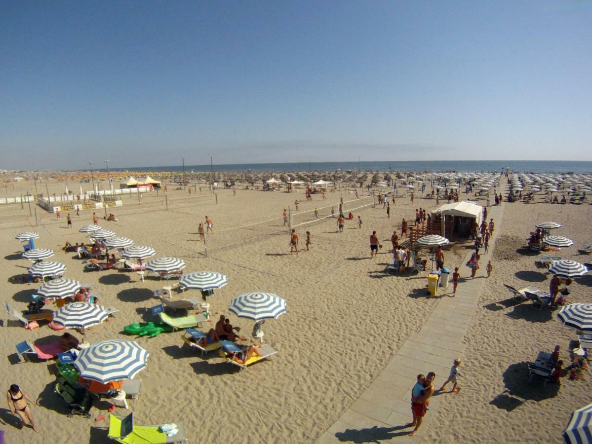 Le Terrazze Apartments Lido di Spina Exterior foto