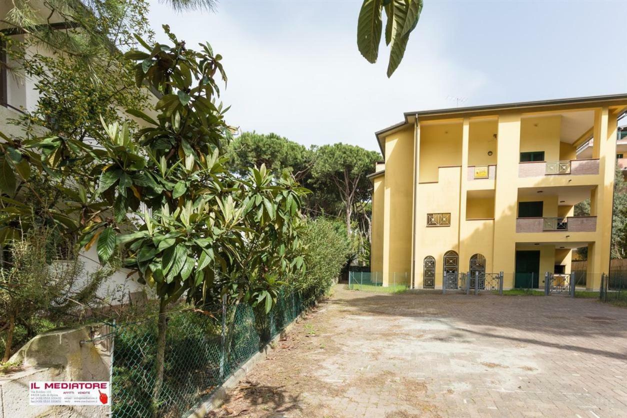 Le Terrazze Apartments Lido di Spina Exterior foto